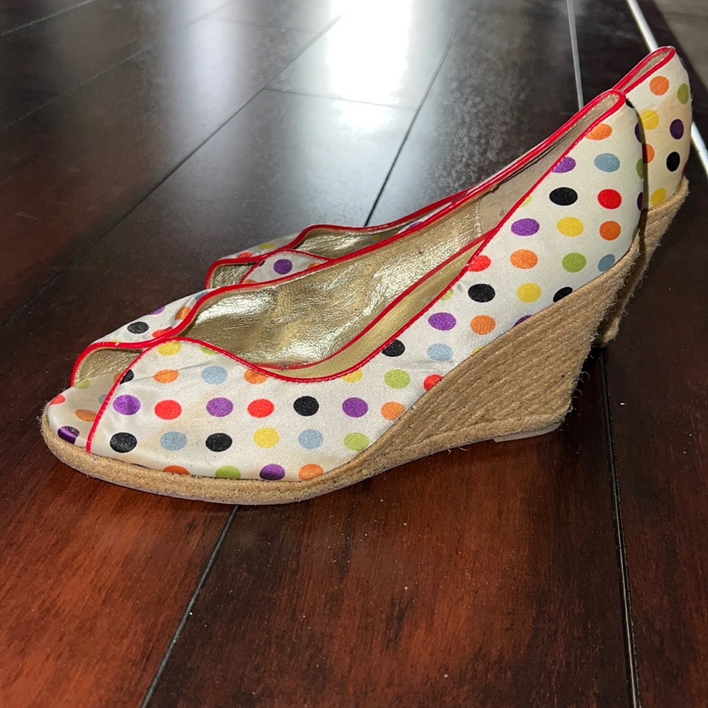 Steve Madden peep toe wedges